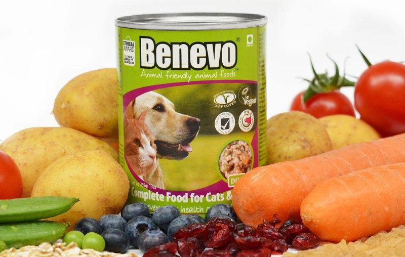 Homemade vs. Commercial Vegan Pet Food