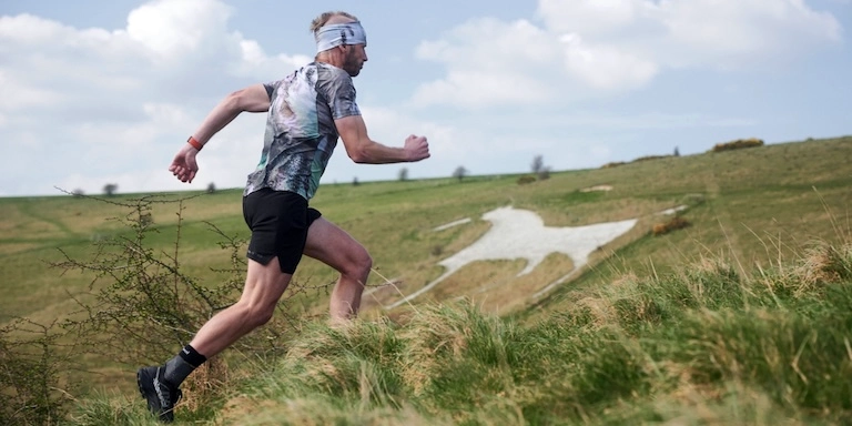 Damian Hall: The Vegan Ultra-Runner Who Conquered the Lakeland 100